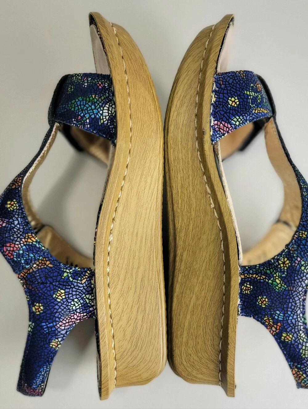Alegria Women’s Kendra Leather Sandals Birdland Mosaic Adjustable EU37/US 7-7.5
